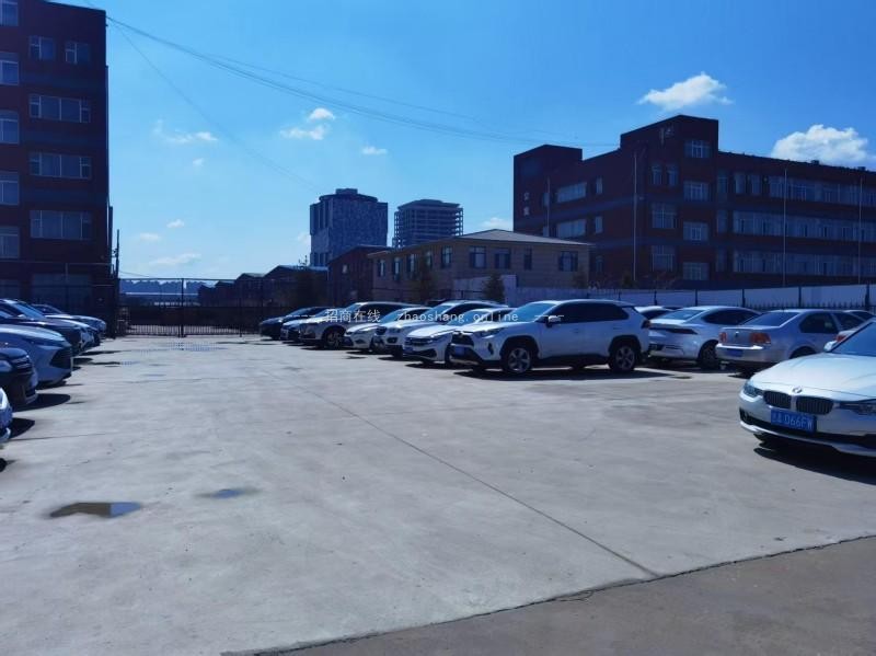 13停车场1-1.jpg
